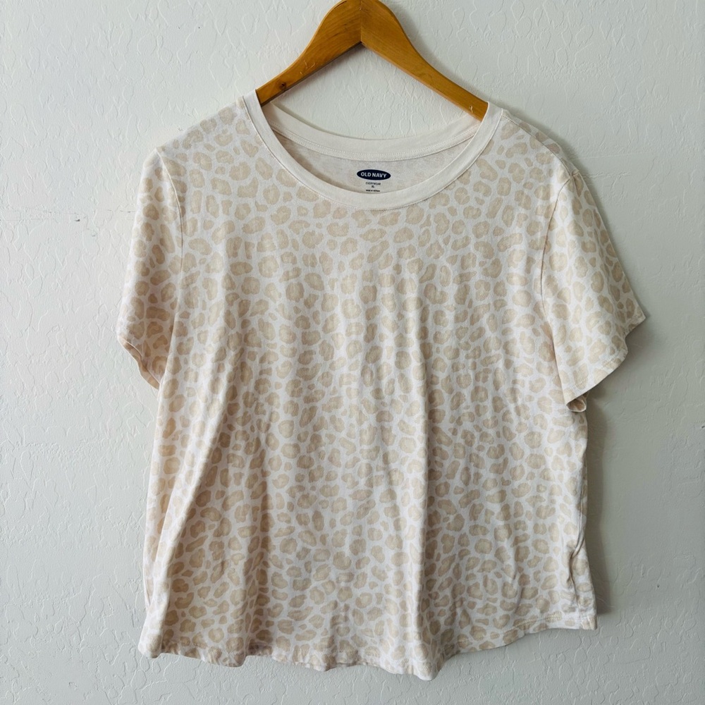 Old Navy Everywear Tee Size‎ XL